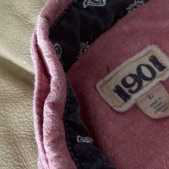 1901 button down men’s shirt. 100% cotton. Size Large - Picture 5 of 16